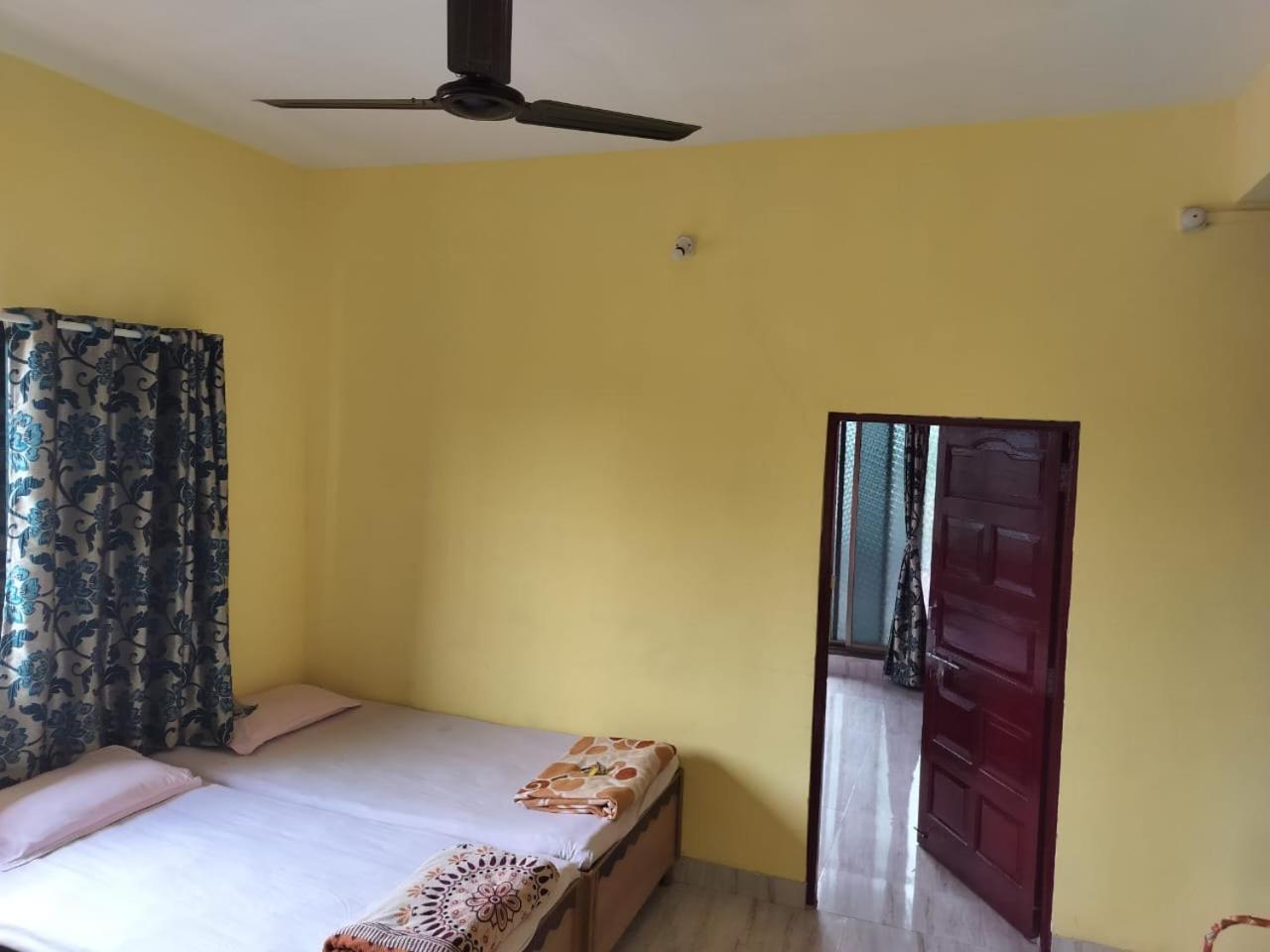 Gulmohar Cottages - Home Stay In Алібаґ Екстер'єр фото